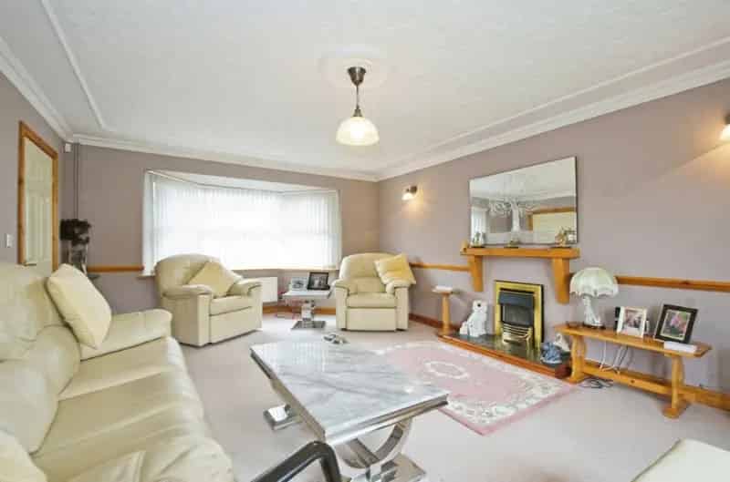 3 Bedroom Detached House in Trealaw