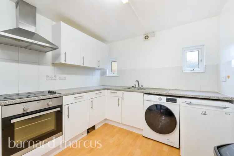 Spacious 3-Bed Family Home Near Nunhead Station - No Onward Chain