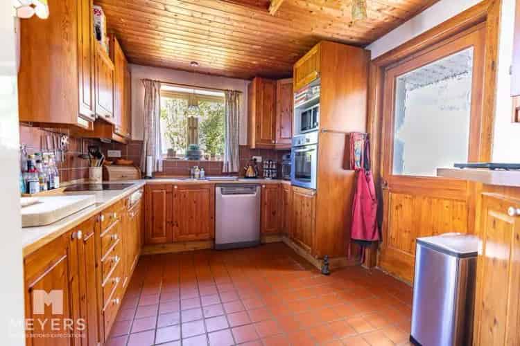3 Bedroom Detached Bungalow for Sale in Ensbury Park