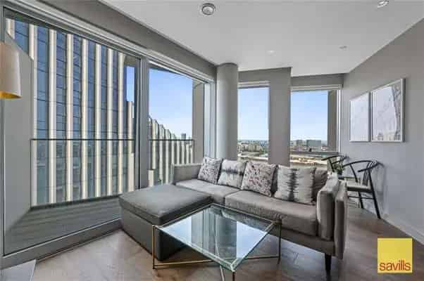 Stylish 2-Bedroom Apartment near O2 with River Views