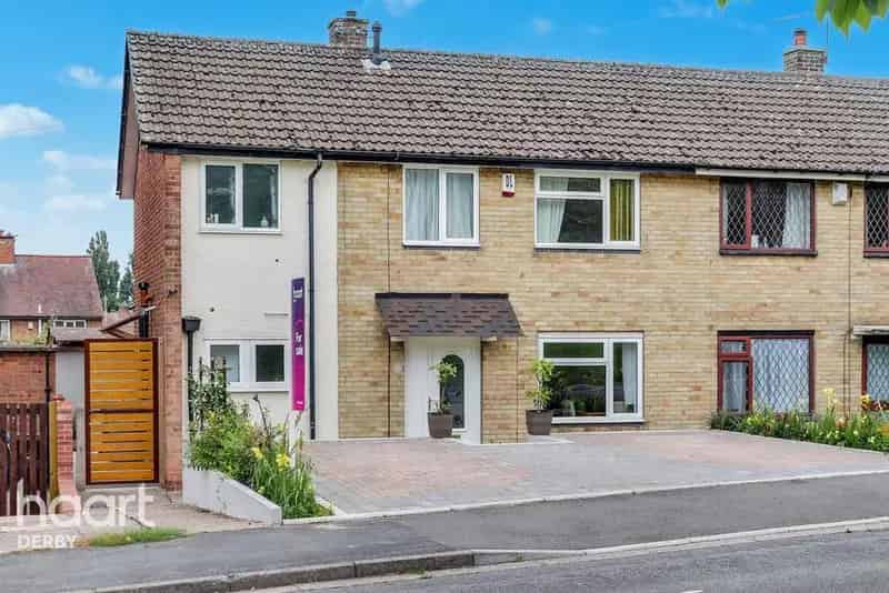 3 Bedroom Semi Detached House For Sale