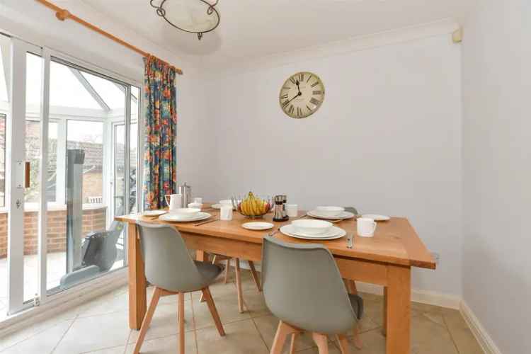 3 Bedroom Semi Detached House East Hoathly