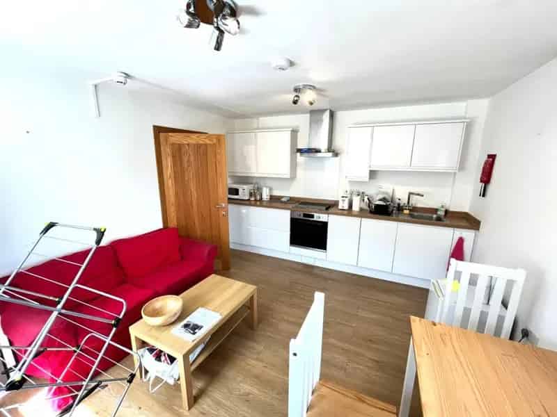 2 Bedroom Flat To Rent Available 13082025