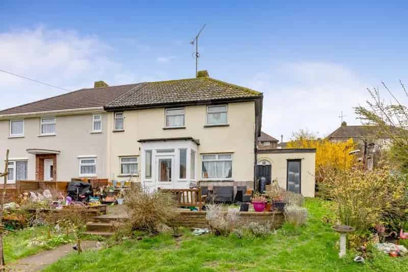 2 Bedroom Semi-Detached House for Sale