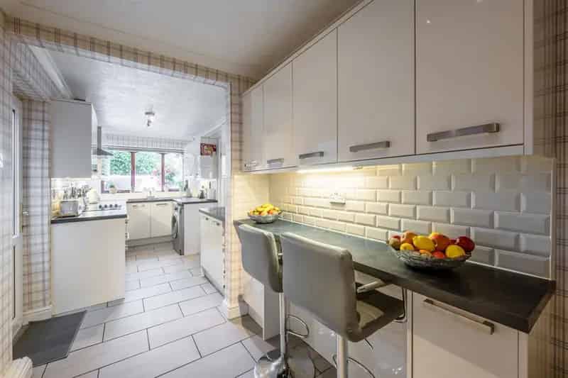 3 Bedroom Detached House for Sale in Wollaston Village