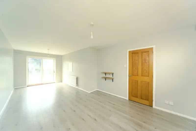 3 Bed End Terrace House Bexhill On Sea South Westerly Garden No Onward Chain