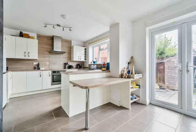 4 Bedroom Semi-Detached House for Sale
