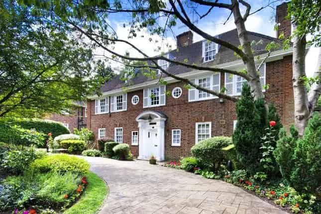 Six Seven Bedroom Detached House Hampstead Garden Suburb