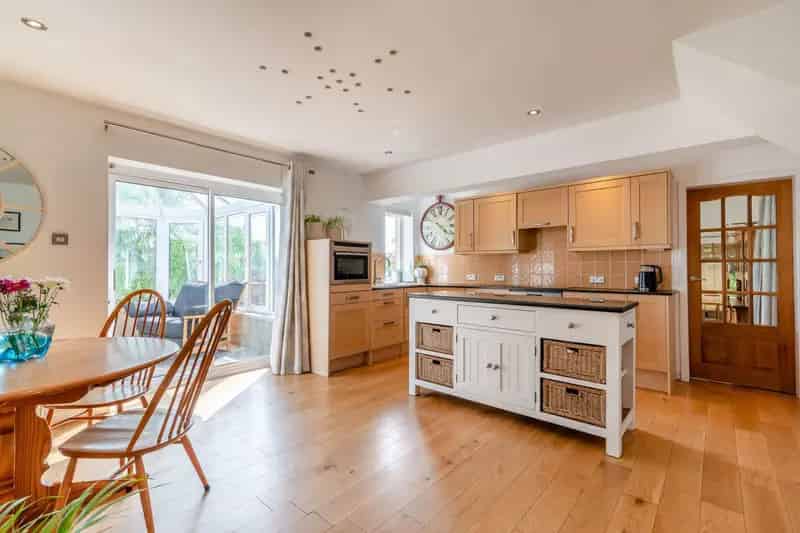 4 Bedroom Bungalow Highgate Lane Lepton South Facing Gardens Stunning Views