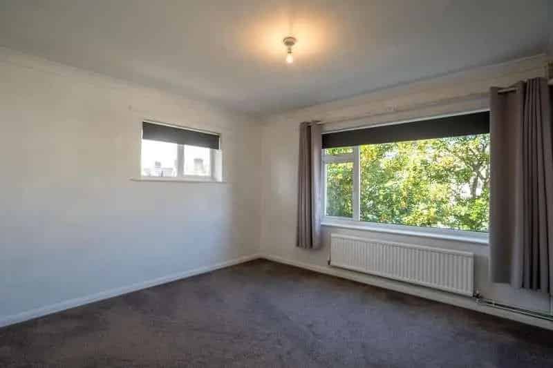 2 Bed Flat for Sale in Bognor Regis