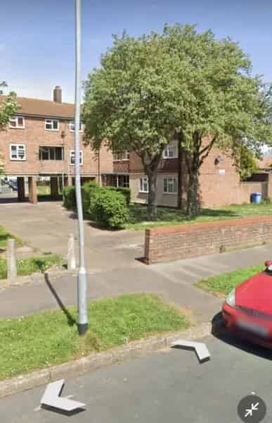 1 Bedroom Flat Near Aldi Sainsburys