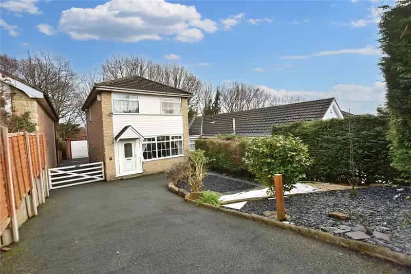 House For Sale , Leeds, England