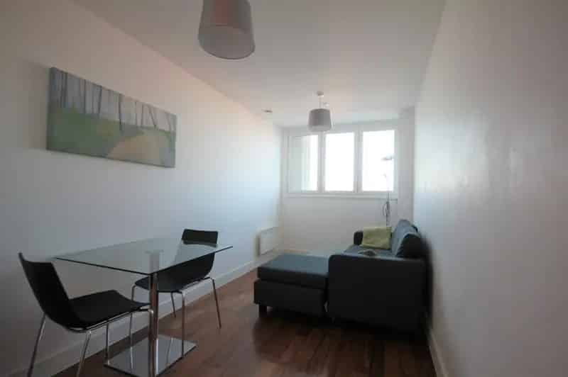 1 Bedroom Apartment Near Brindleyplace