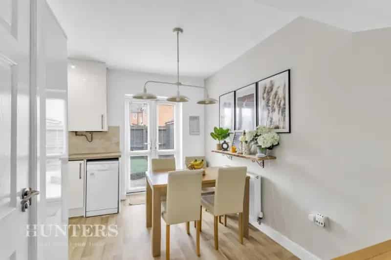 2 Bed Townhouse for Sale - Modern, Spacious, and Convenient