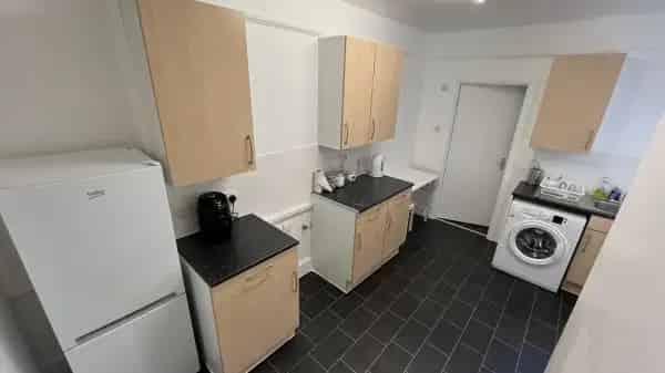 Chelsea 1 Bedroom Flat Near Sloane Square and Battersea Park