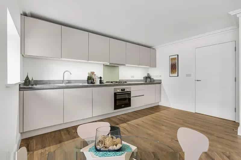 Flat For Sale , London, England