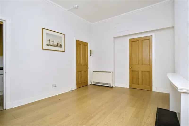 1 Bed Flat Dalry Ground Floor Near City Centre