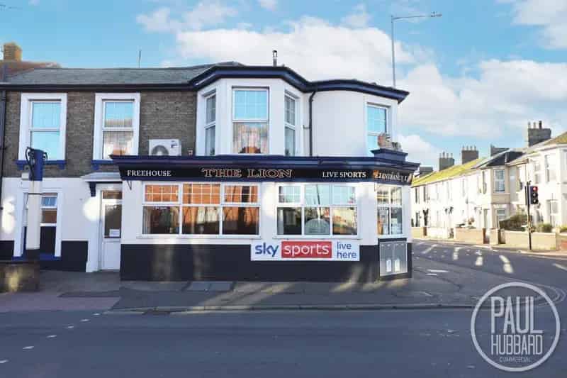 Freehold Pub for Sale Great Yarmouth Successful Business Opportunity