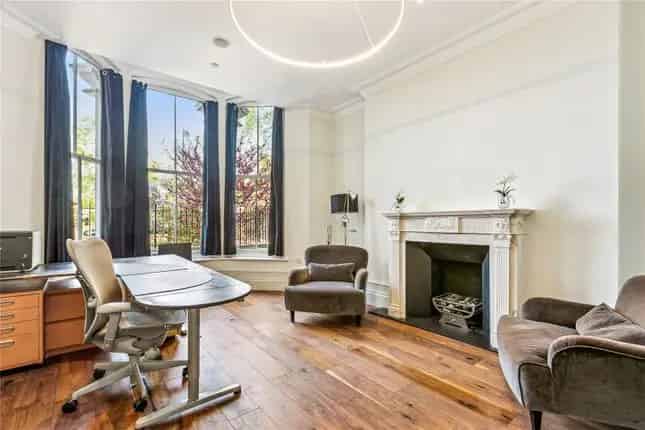 Barnes SW13 Semi-Detached House for Sale - 5713 sq ft
