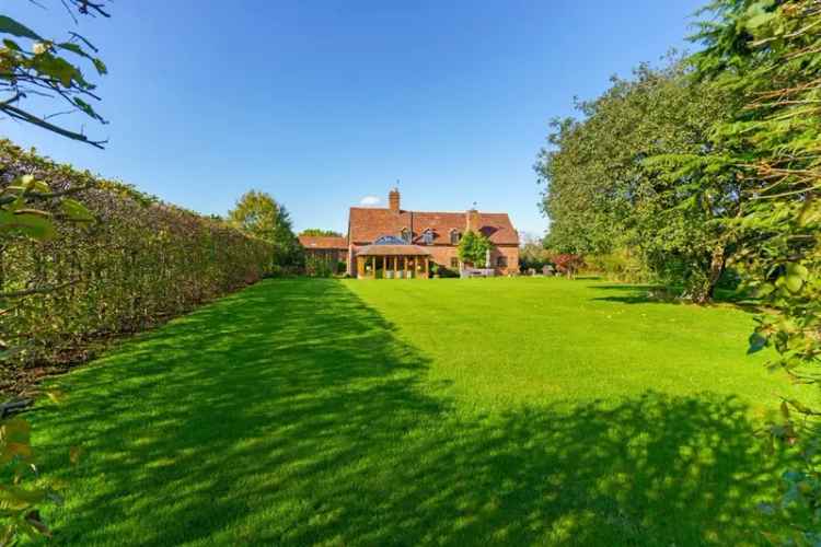 4 Bedroom Farmhouse to Rent - 18 Acres - Equestrian Facilities