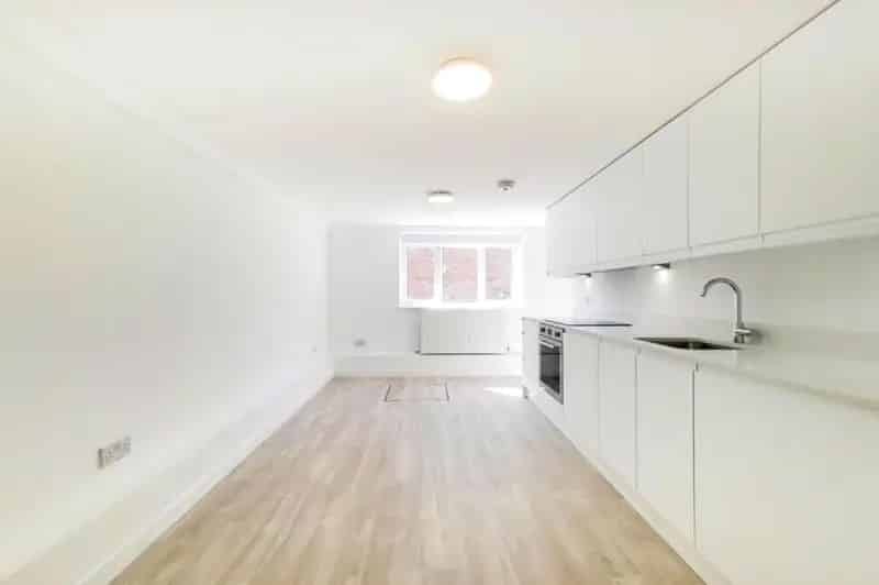 0 Bedroom Studio House to Rent