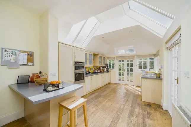 Semi Detached House for Sale London SW16 Six Double Bedrooms