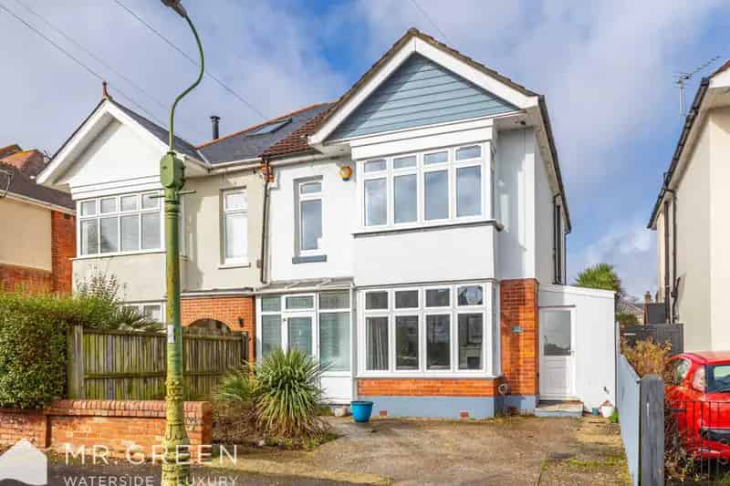 4 Bedroom Semi-Detached House for Sale Sunnyhill BH6