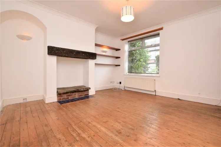 House For Sale in Leeds, England