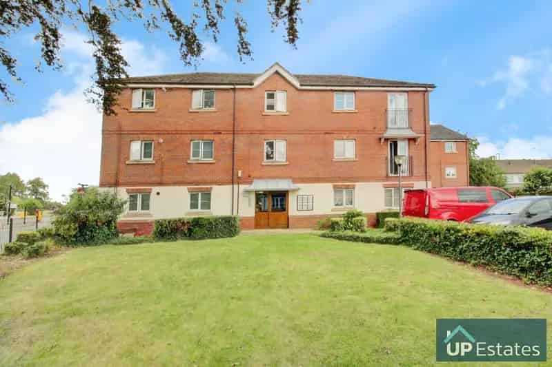 2 Bedroom Apartment House to Rent in Coventry