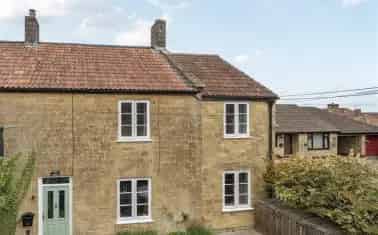 Woodbury Cottage Bower Hinton Spacious Family Home Delightful Gardens