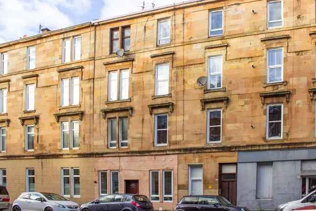 Flat to rent in Deanston Drive, Glasgow G41