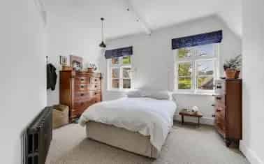 Victorian Cottage in Picturesque Village Setting