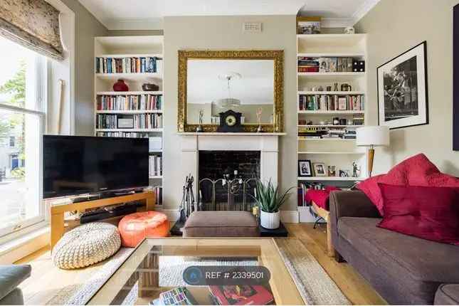 Maisonette to rent in Malden Road, London NW5