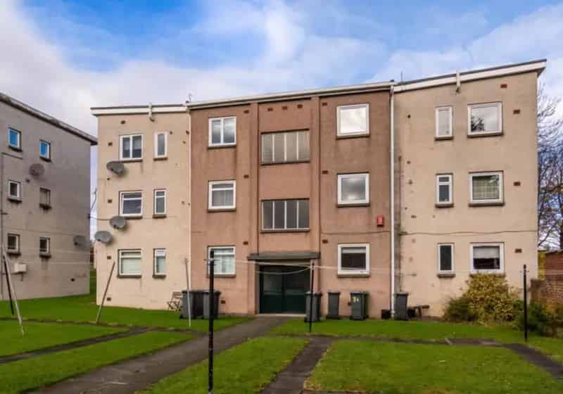 2 Bedroom Furnished Flat to Rent