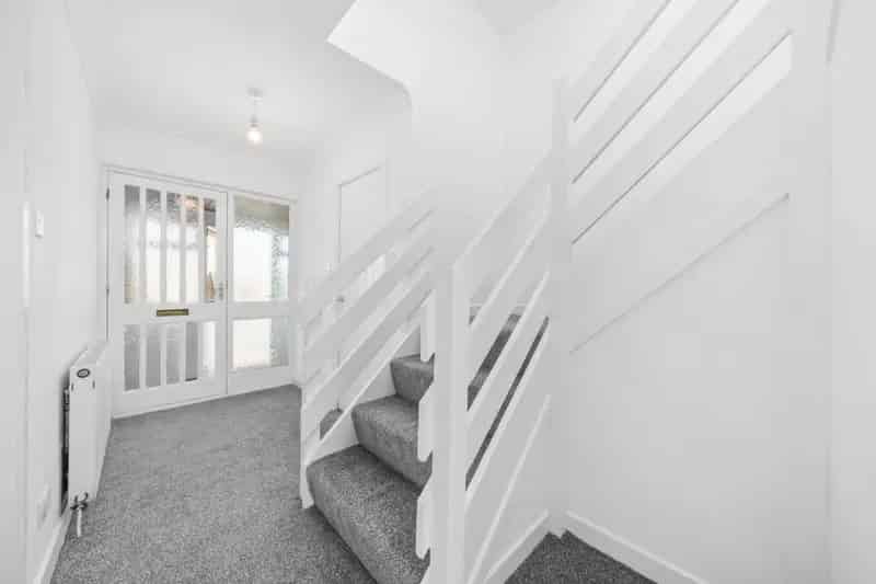 5 Bedroom Detached House for Rent