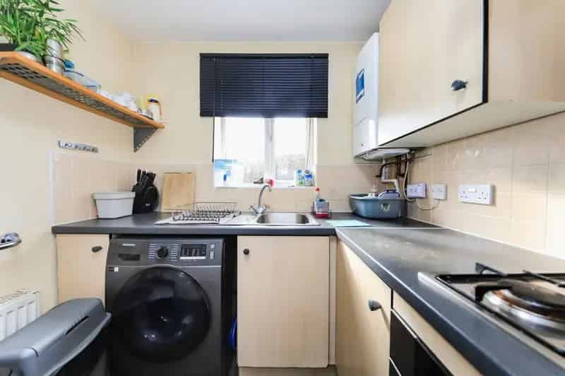 2 Bed Semi Detached House Wednesfield No Onward Chain