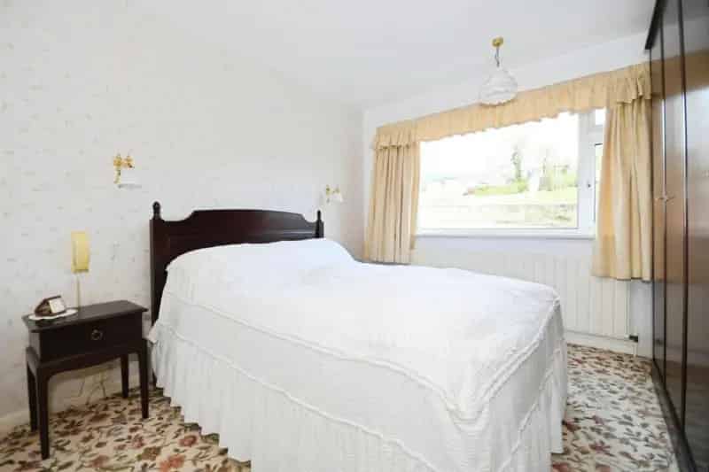 3 Bed Extended Bungalow For Sale - No Upward Chain