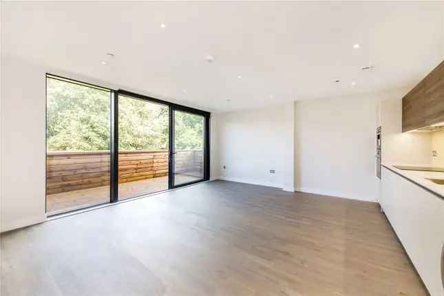 Luxury 3-Bed Penthouse Apartment Finchley Road NW3