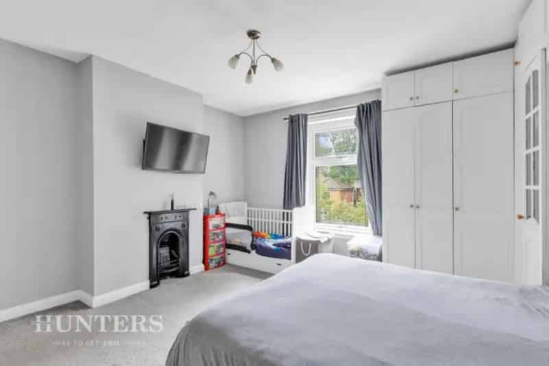 2 Bed Mid Terrace House for Sale