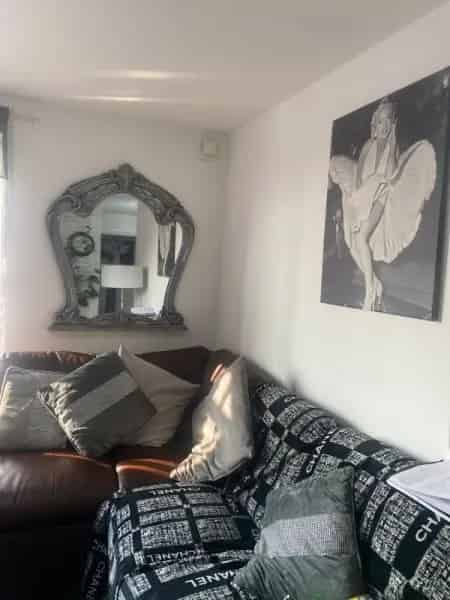 Large One Bed Hackney Apartment Balcony Garden Quiet Neighbours