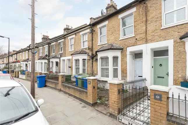 Terraced house to rent in Astbury Road, London SE15