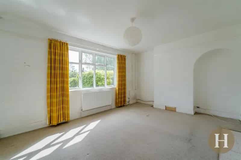 3 Bedroom Terraced House for Sale Moor Pool Estate