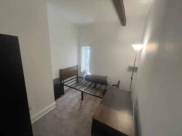 1 Bedroom House Share Wibsey Modern Shared Kitchen Bathroom