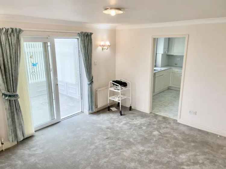 2 Bedroom Ground Floor Flat for Sale