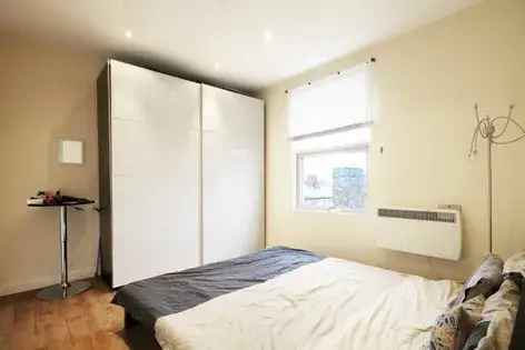 1 Bedroom Flat 98m² Fulham Broadway London