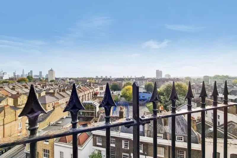 1 Bed Flat for Sale near Vauxhall Park