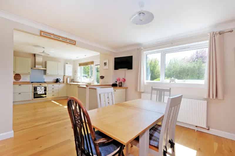 4 Bedroom Detached House for Sale in Inverbervie