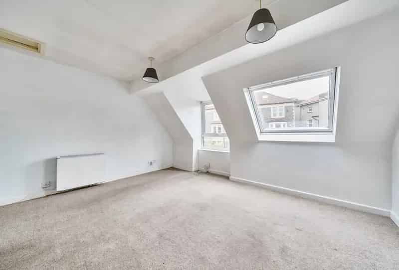 2 Bedroom Apartment for Sale in St Andrews