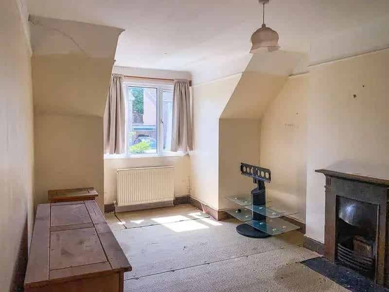 2 Bed House with Planning Permission for Extension Dawlish