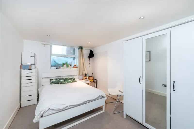 3 Bedroom Garden Flat London New Cross Deptford Overground DLR